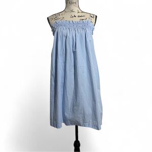 green emerald velvet dress Rent HM Conscious Exclusive Dress main image 1